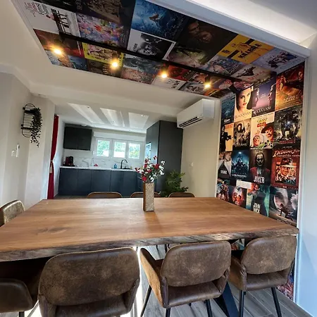 別荘 L'evasion Cinegame - A Theme *