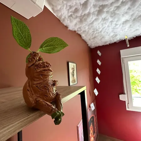 別荘 L'evasion Cinegame - A Theme *